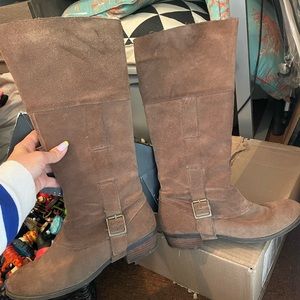 Seychelles Taupe Suede Fable boots size 8.5